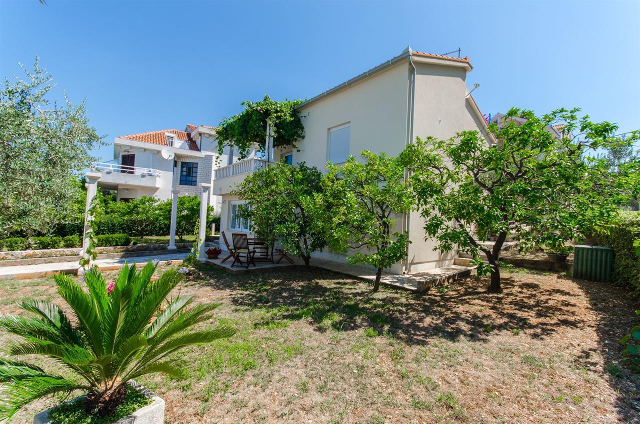 Apartments Maja Trogir Exteriör bild