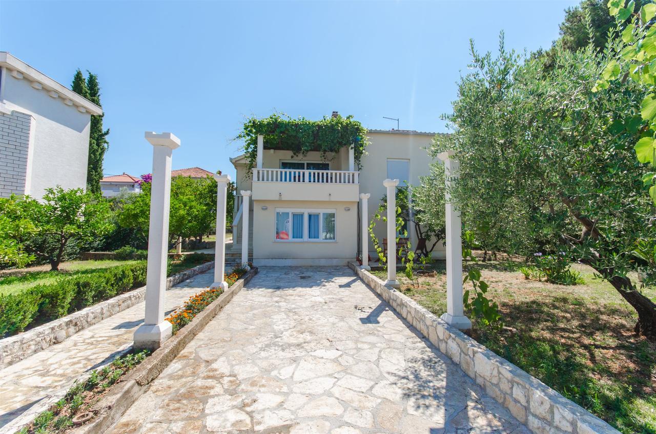 Apartments Maja Trogir Exteriör bild