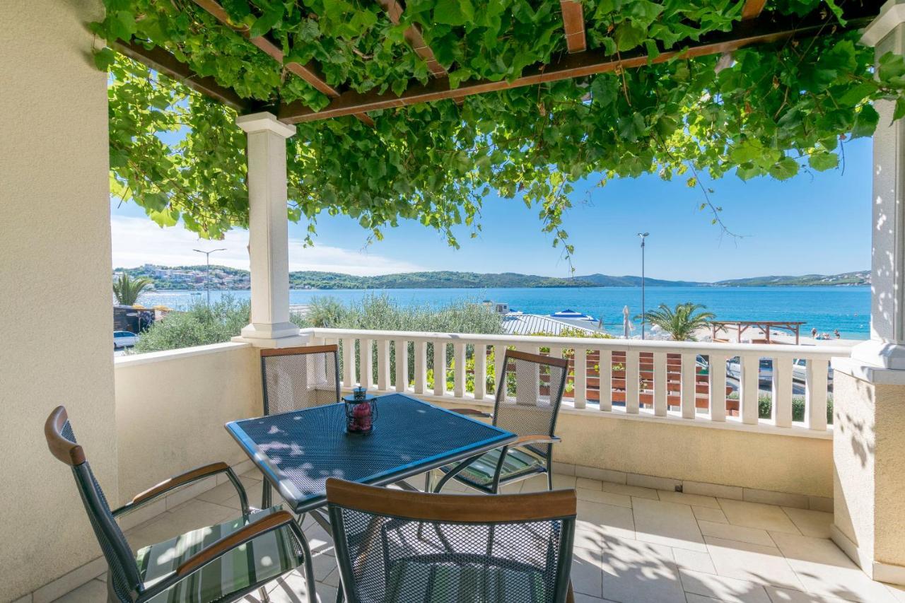 Apartments Maja Trogir Exteriör bild