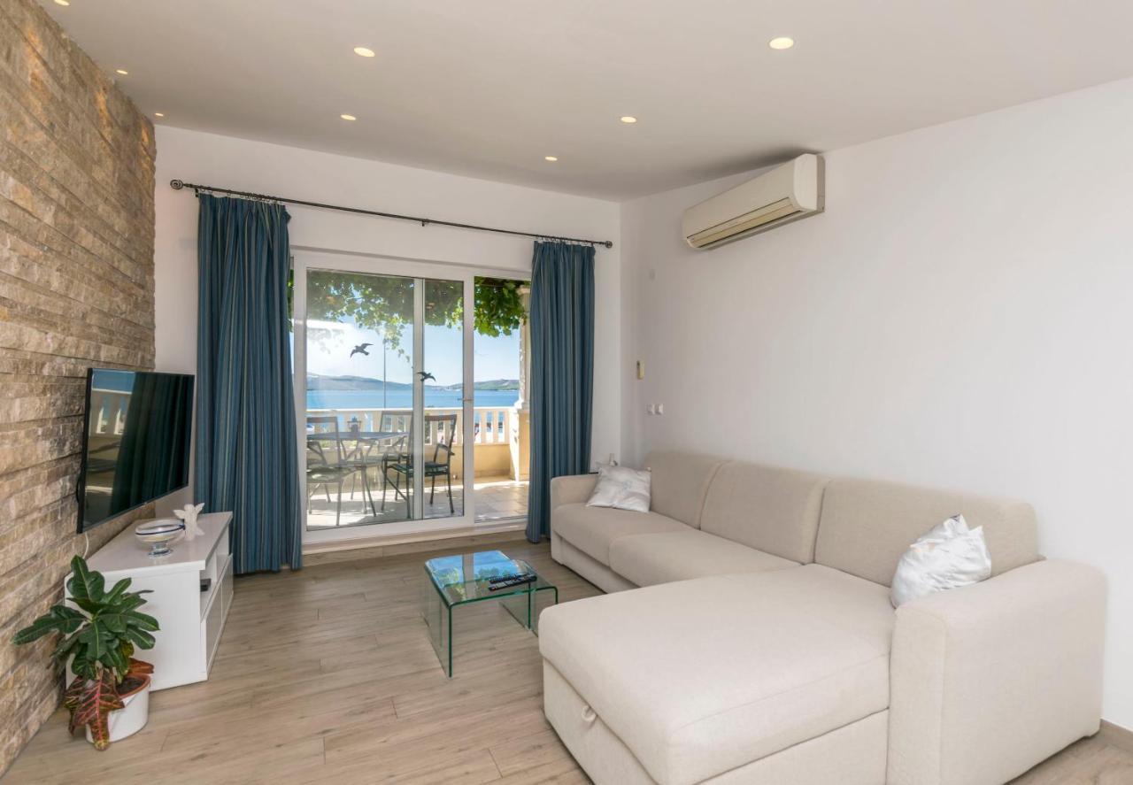 Apartments Maja Trogir Exteriör bild